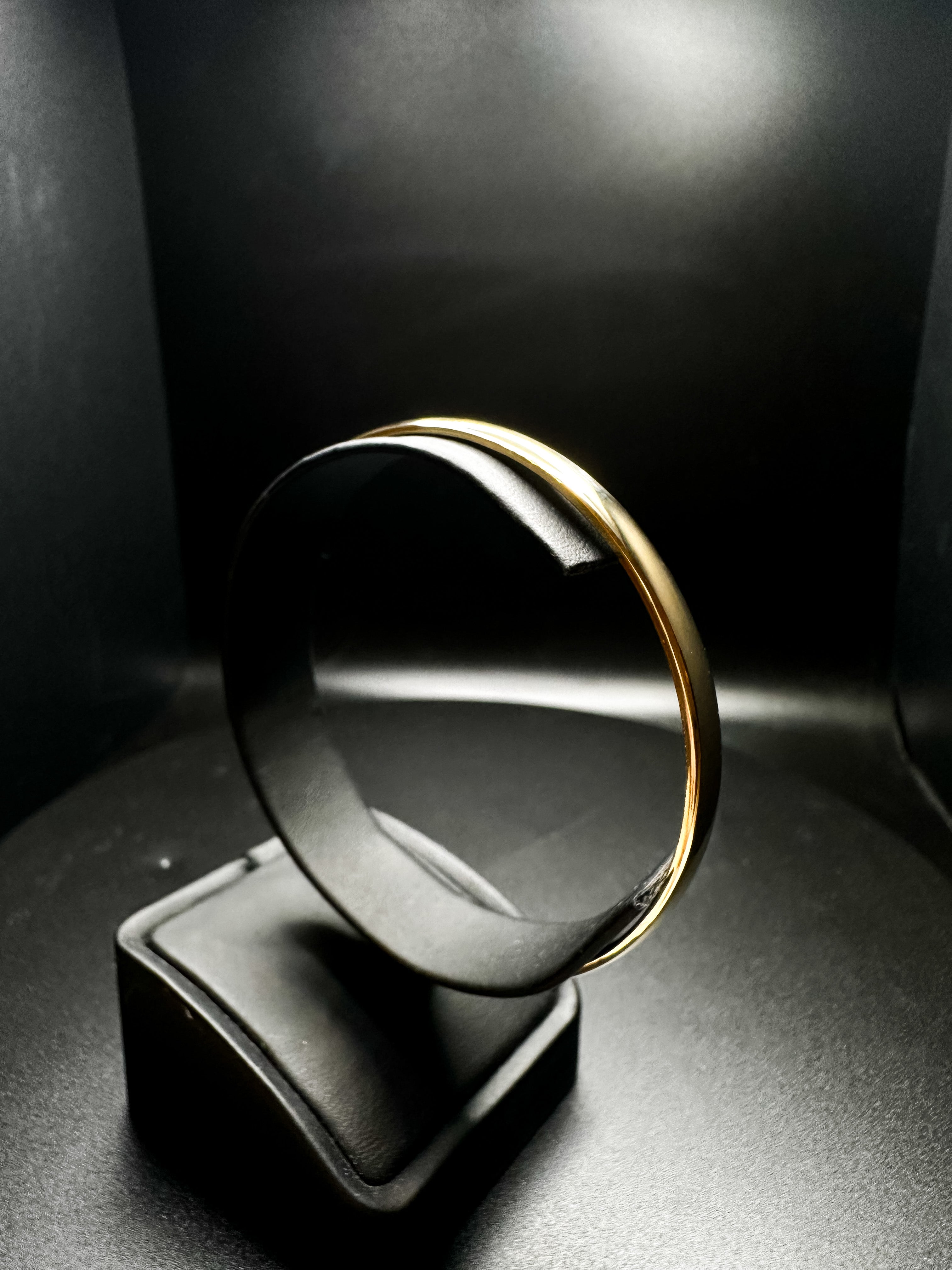 Classic Bangle Bracelet