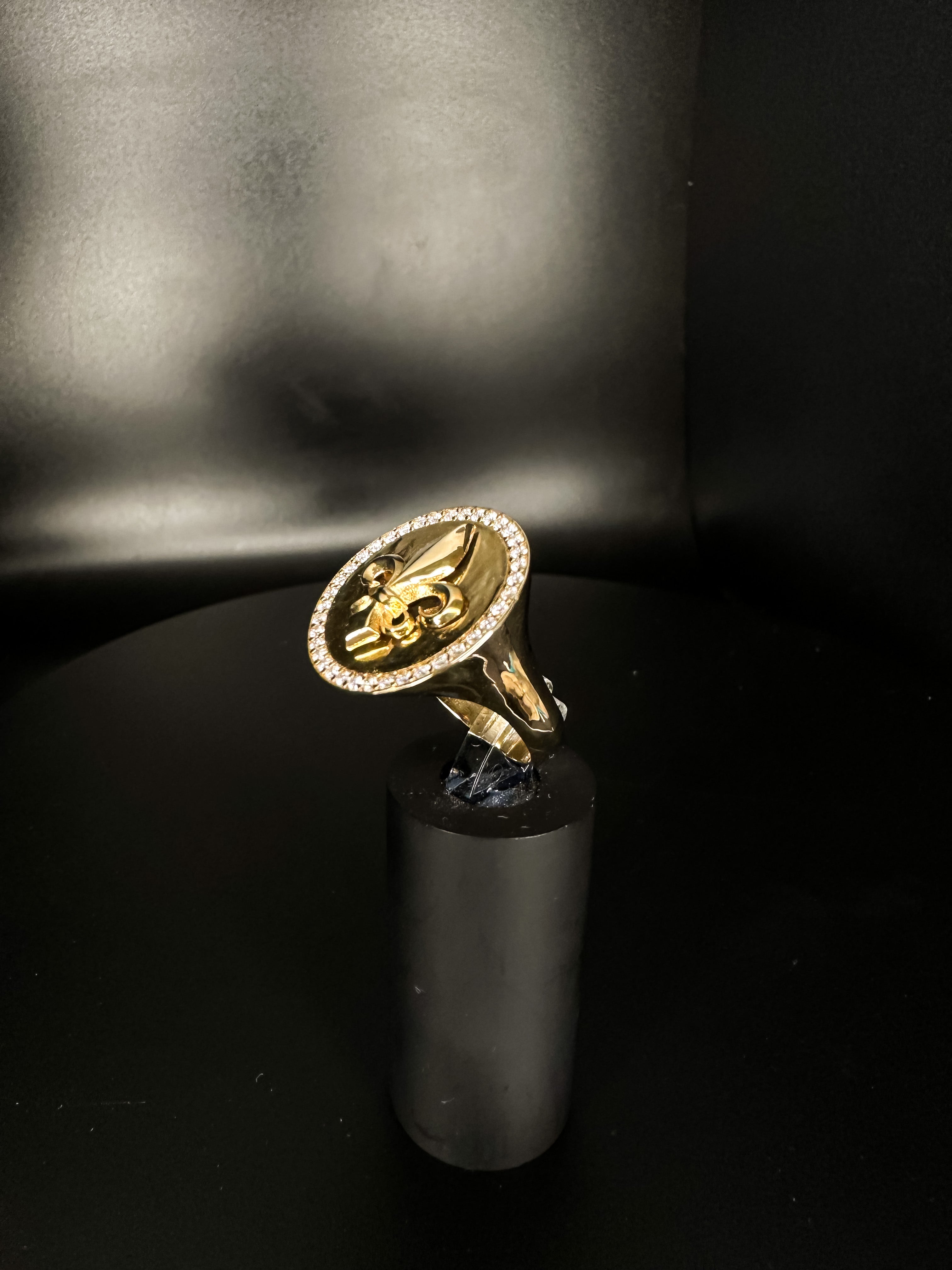 Fleur De Lys Ring (Lab Diamond)