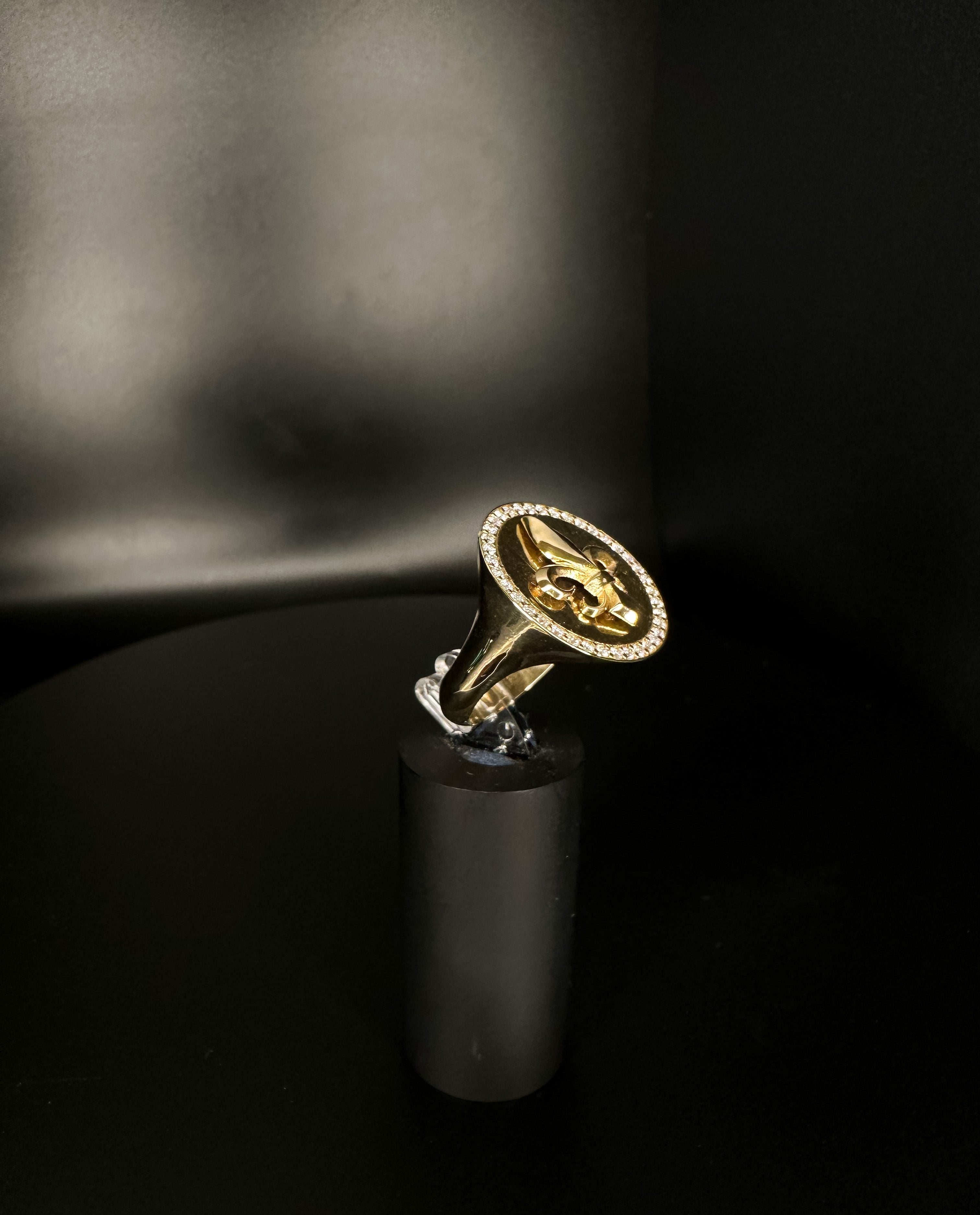 Fleur De Lys Ring (Lab Diamond)