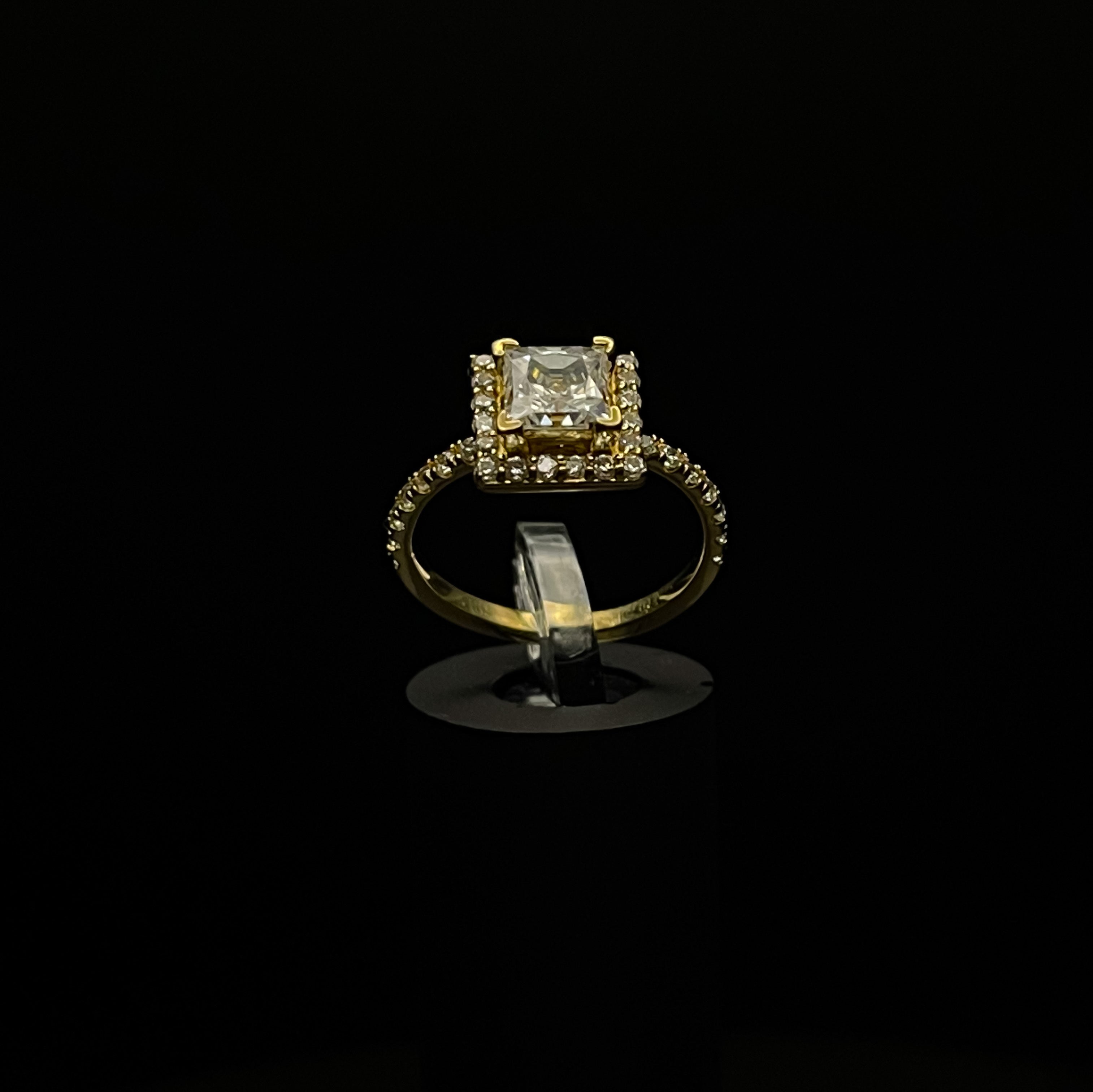La Princesse Engagement Ring